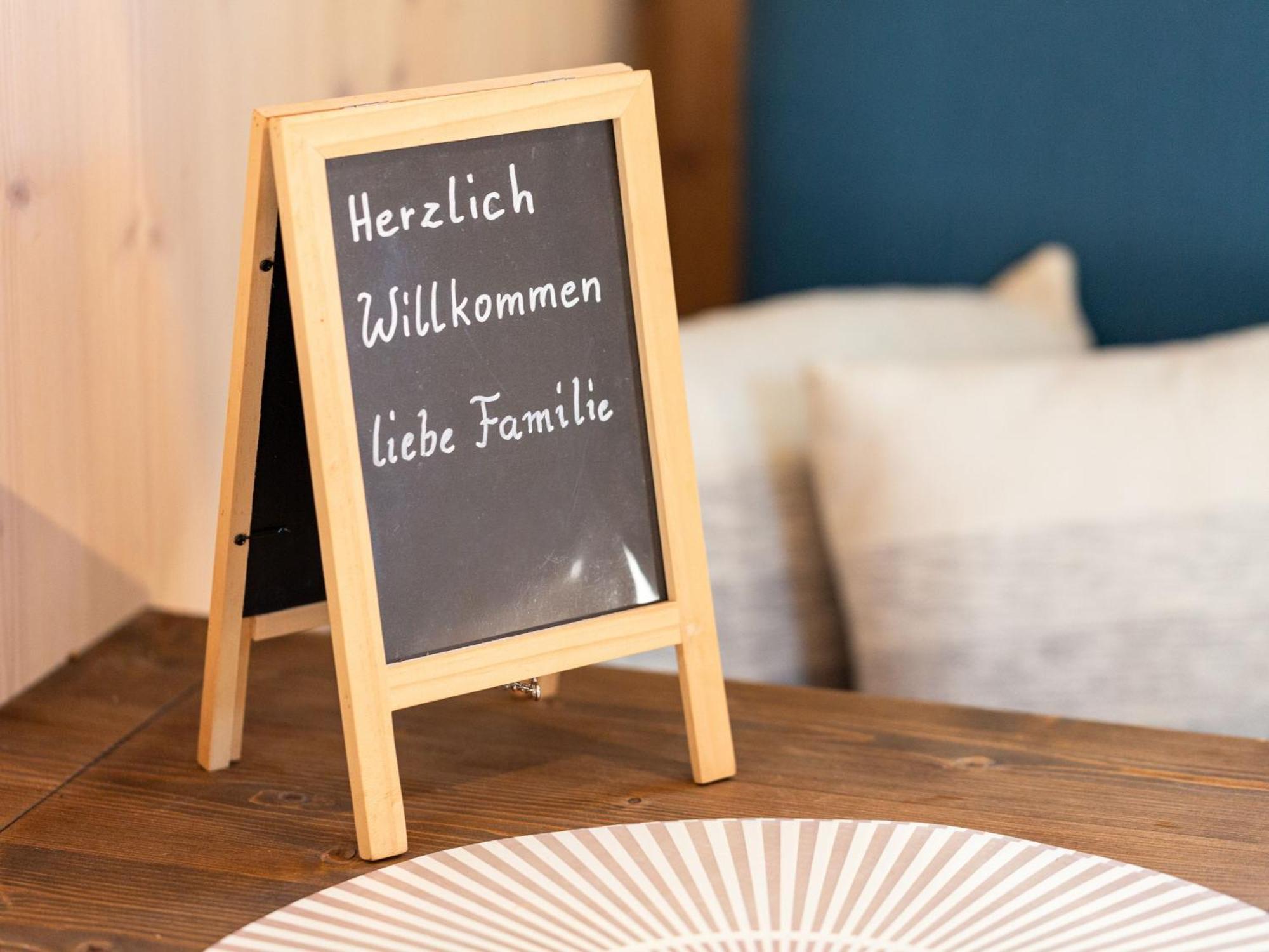 Tiny House Auf Der Alpaka Farm Villa Rubkow ภายนอก รูปภาพ