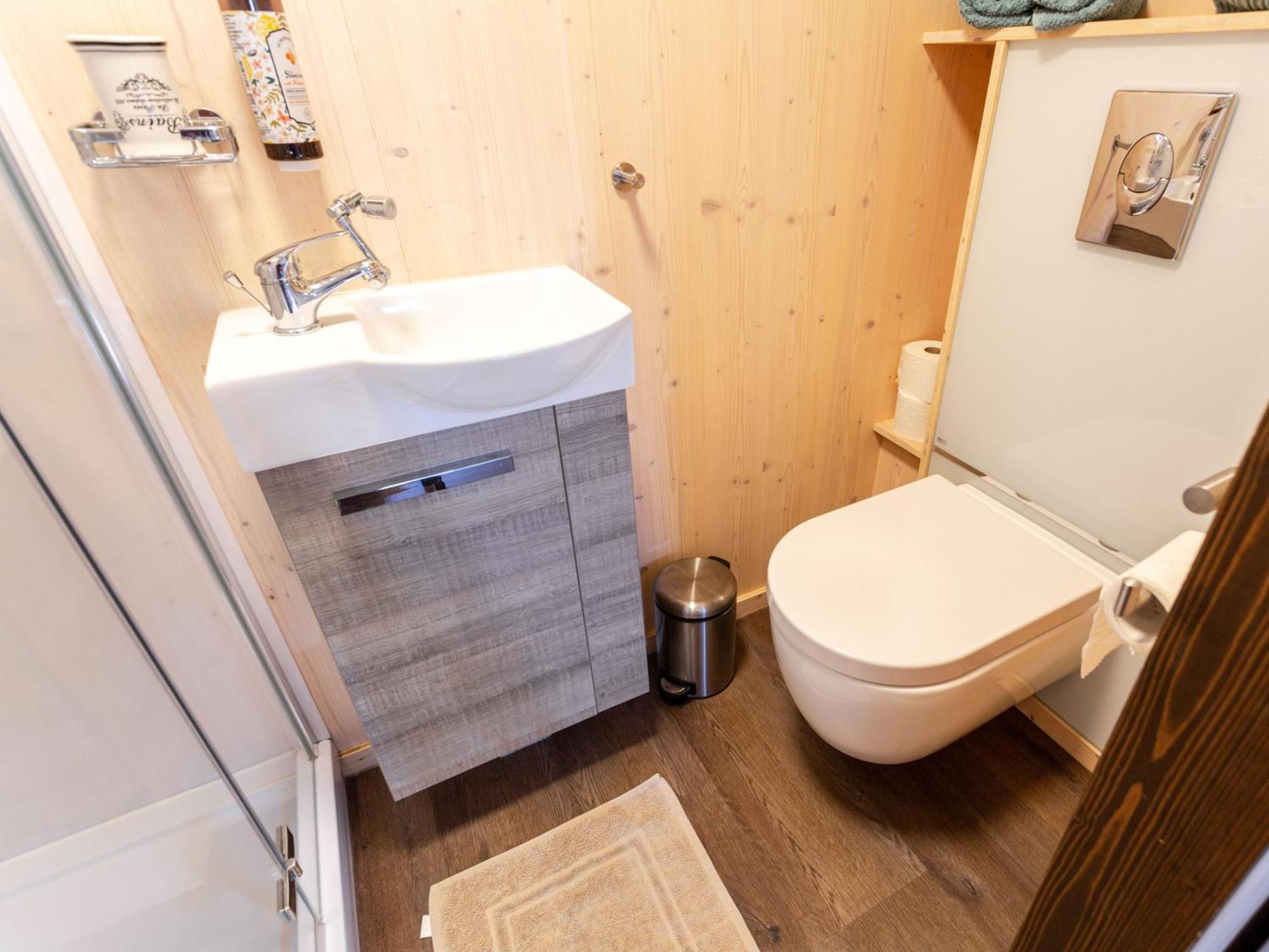 Tiny House Auf Der Alpaka Farm Villa Rubkow ภายนอก รูปภาพ